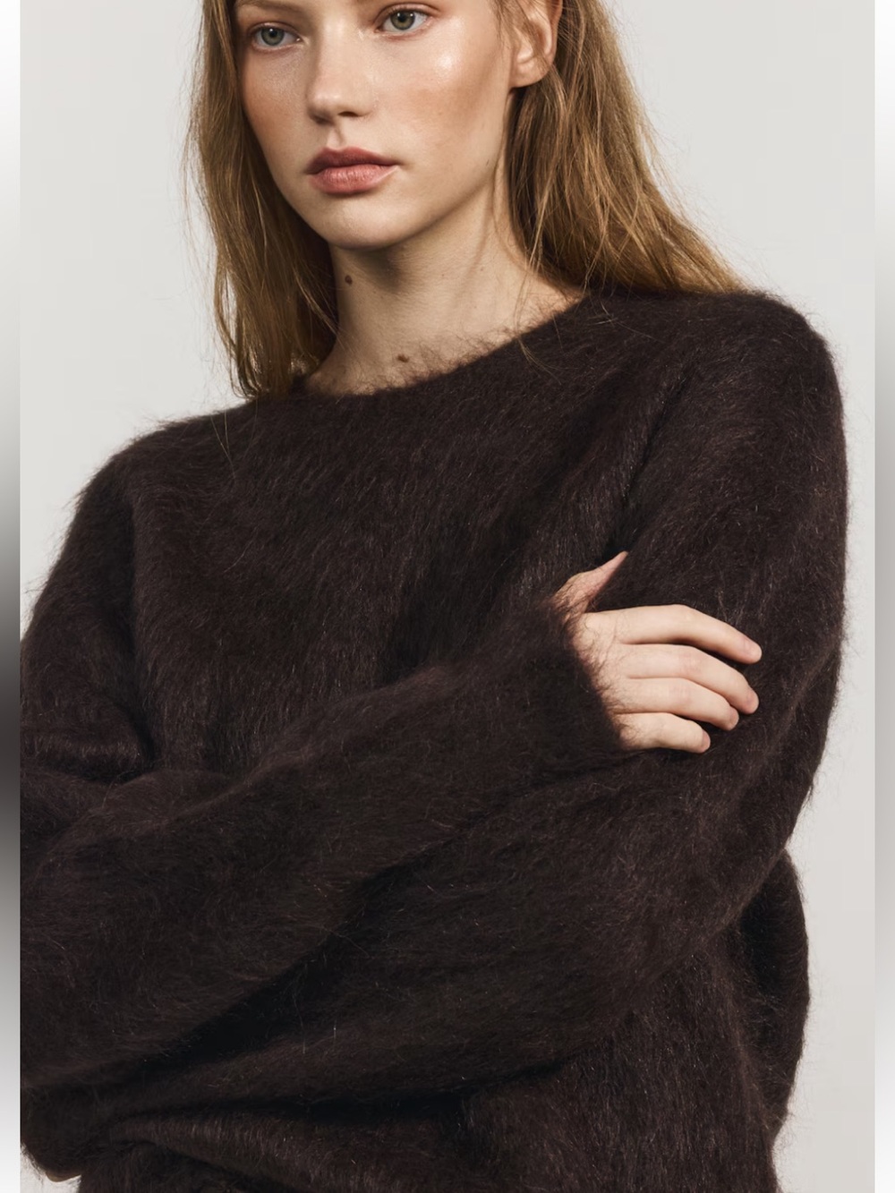 H&M Dark Brown Fuzzy wool Alpaca Crewneck women’s Sweater size Medium